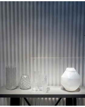 Round Vase TRACE