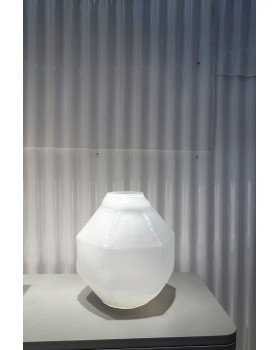 Round Vase TRACE